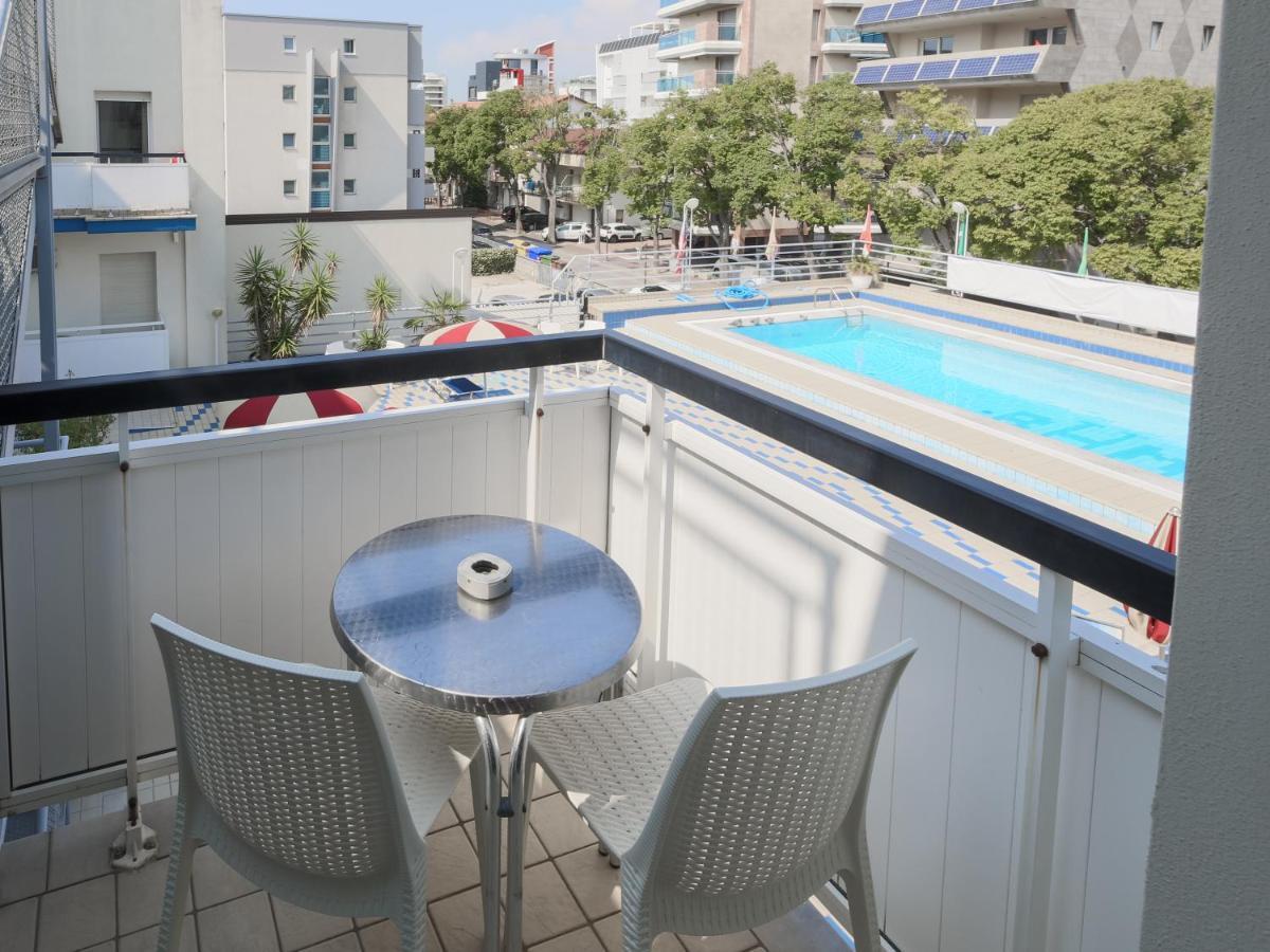 Hotel Blue Marine Lignano Sabbiadoro Eksteriør billede